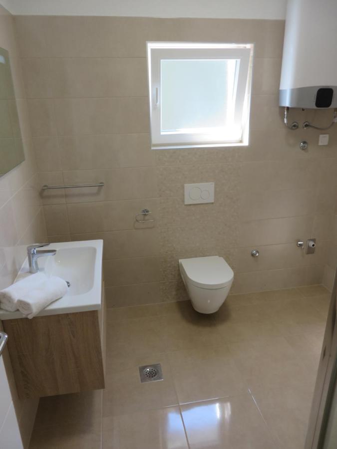 M&L Holliday Home Biograd Na Moru Bagian luar foto