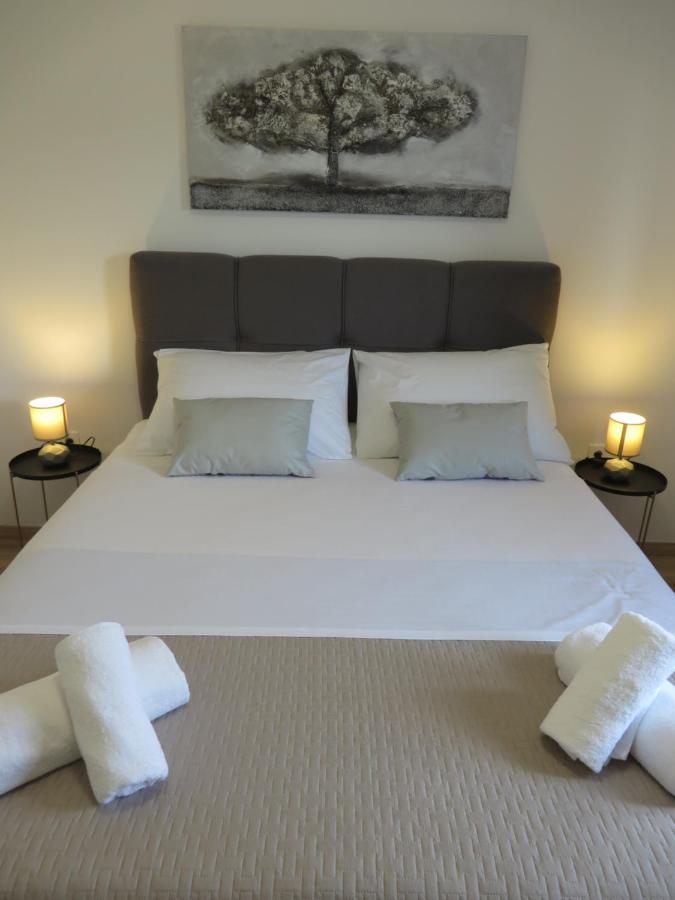 M&L Holliday Home Biograd Na Moru Bagian luar foto